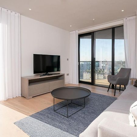 Modern Family Home Close To Victoria Station By Underthedoormat لندن المظهر الخارجي الصورة