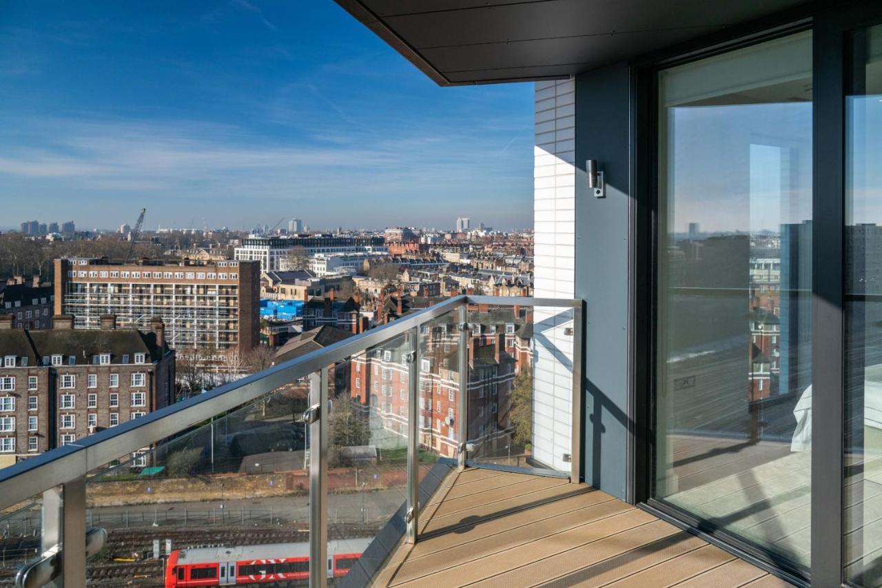 Modern Family Home Close To Victoria Station By Underthedoormat لندن المظهر الخارجي الصورة