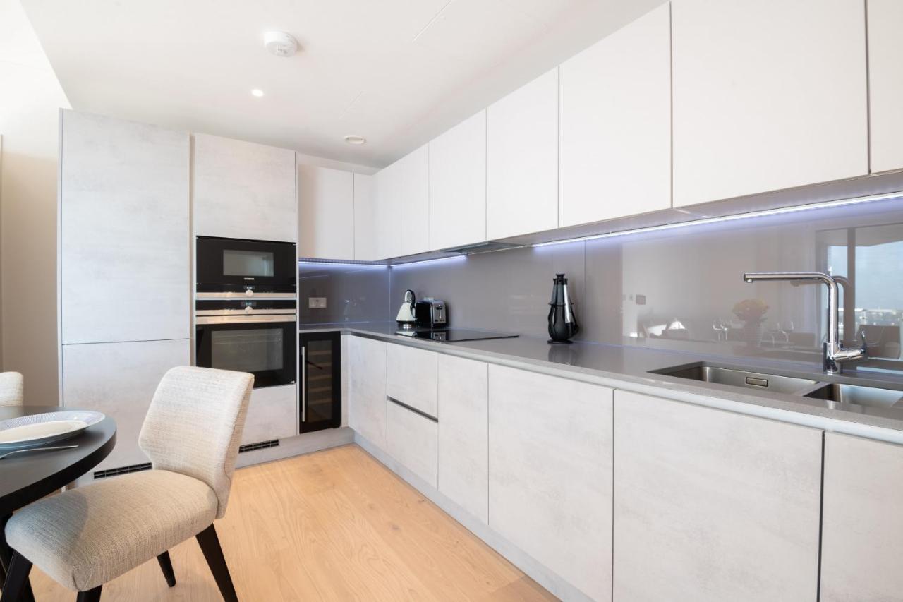 Modern Family Home Close To Victoria Station By Underthedoormat لندن المظهر الخارجي الصورة