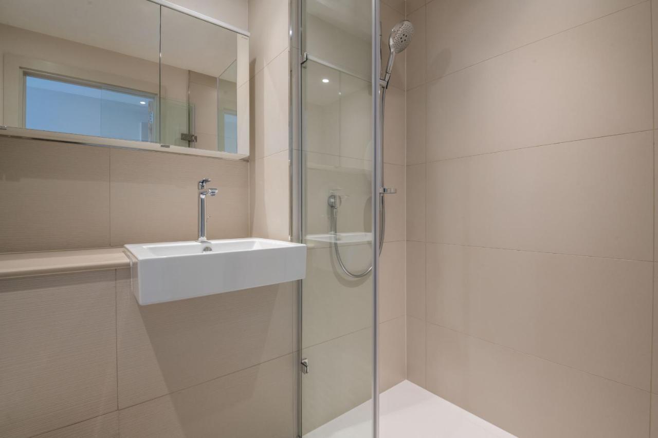 Modern Family Home Close To Victoria Station By Underthedoormat لندن المظهر الخارجي الصورة